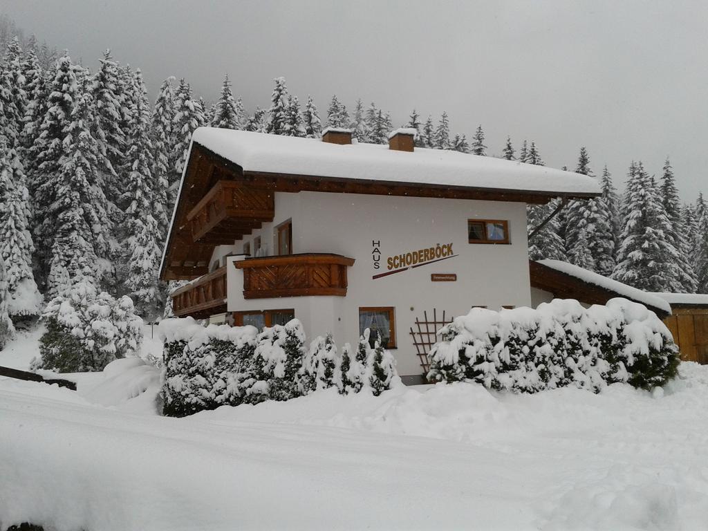 Haus Schoderbock Appartement Sankt Leonhard im Pitztal Kamer foto