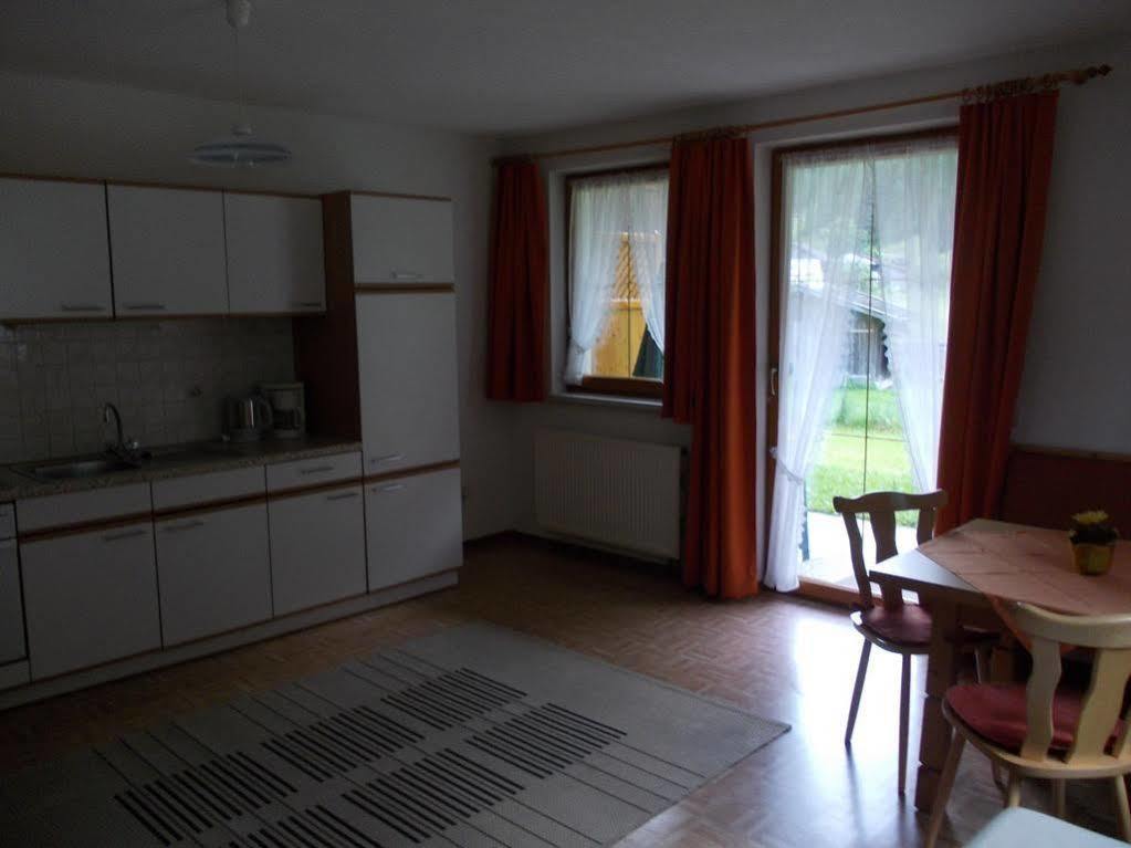 Haus Schoderbock Appartement Sankt Leonhard im Pitztal Buitenkant foto