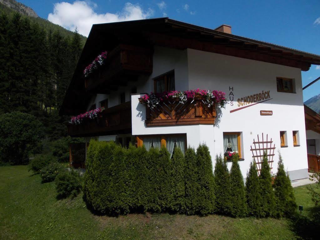 Haus Schoderbock Appartement Sankt Leonhard im Pitztal Buitenkant foto