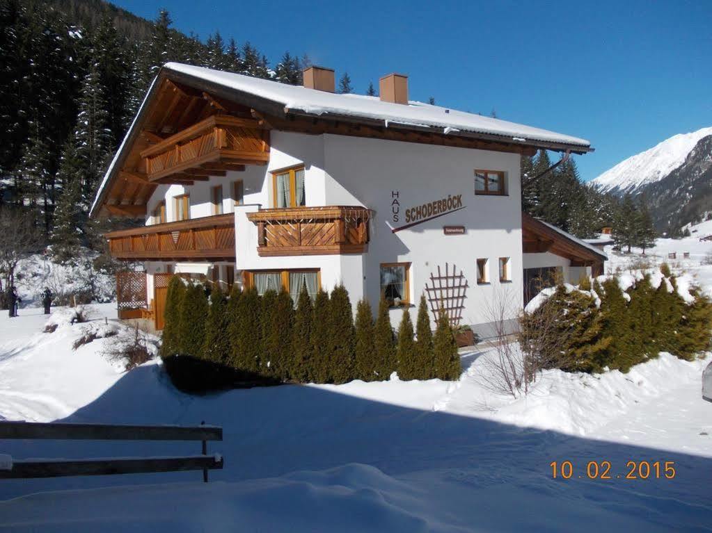 Haus Schoderbock Appartement Sankt Leonhard im Pitztal Buitenkant foto